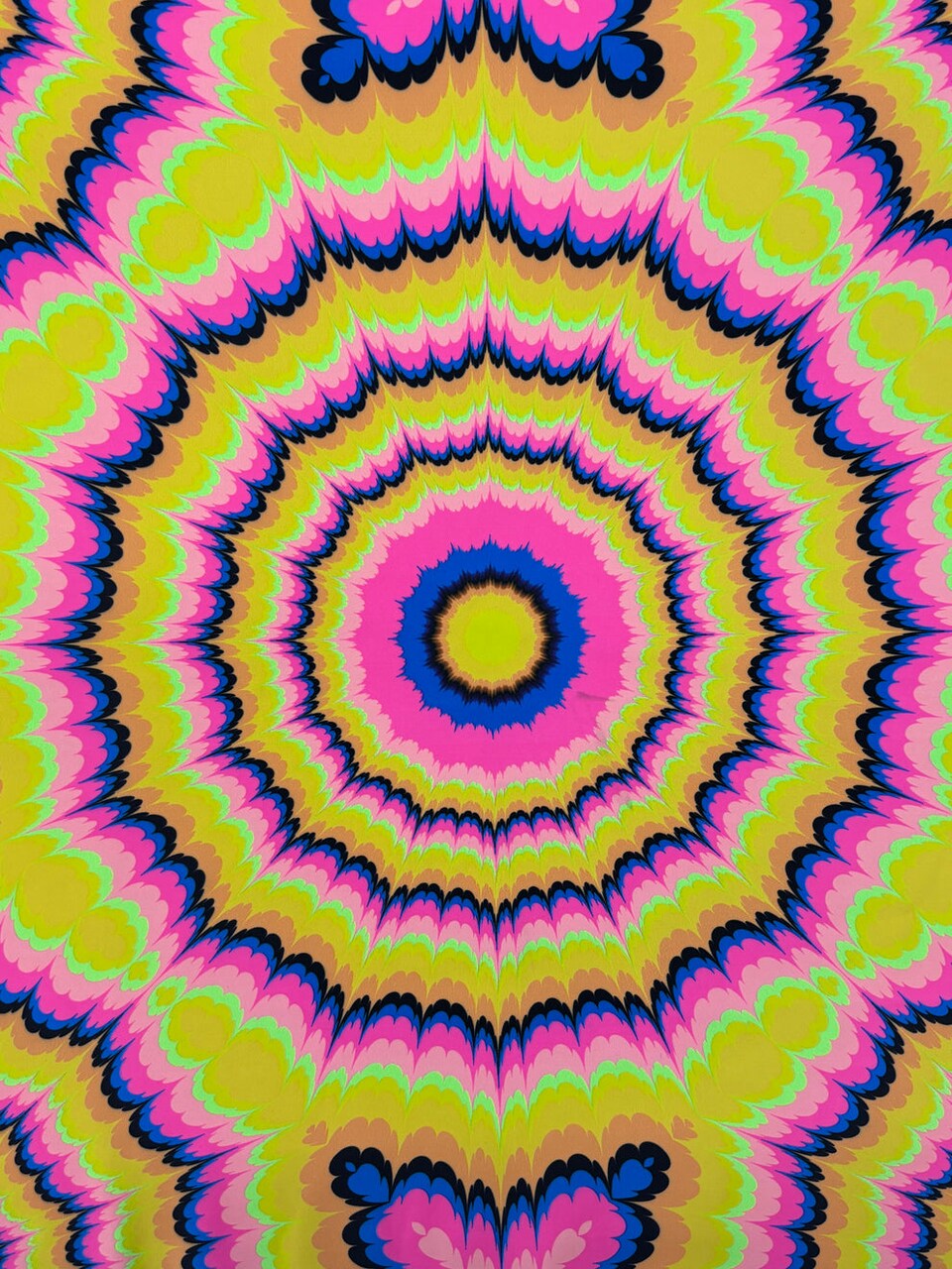 1 Yard Yellow Tie-Dye Illusion Spandex Fabric Four-Way Stretch Material 58/60 Inches Wide